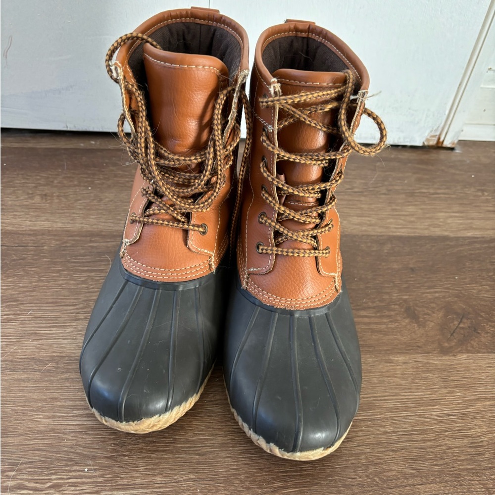 Women’s rain boots